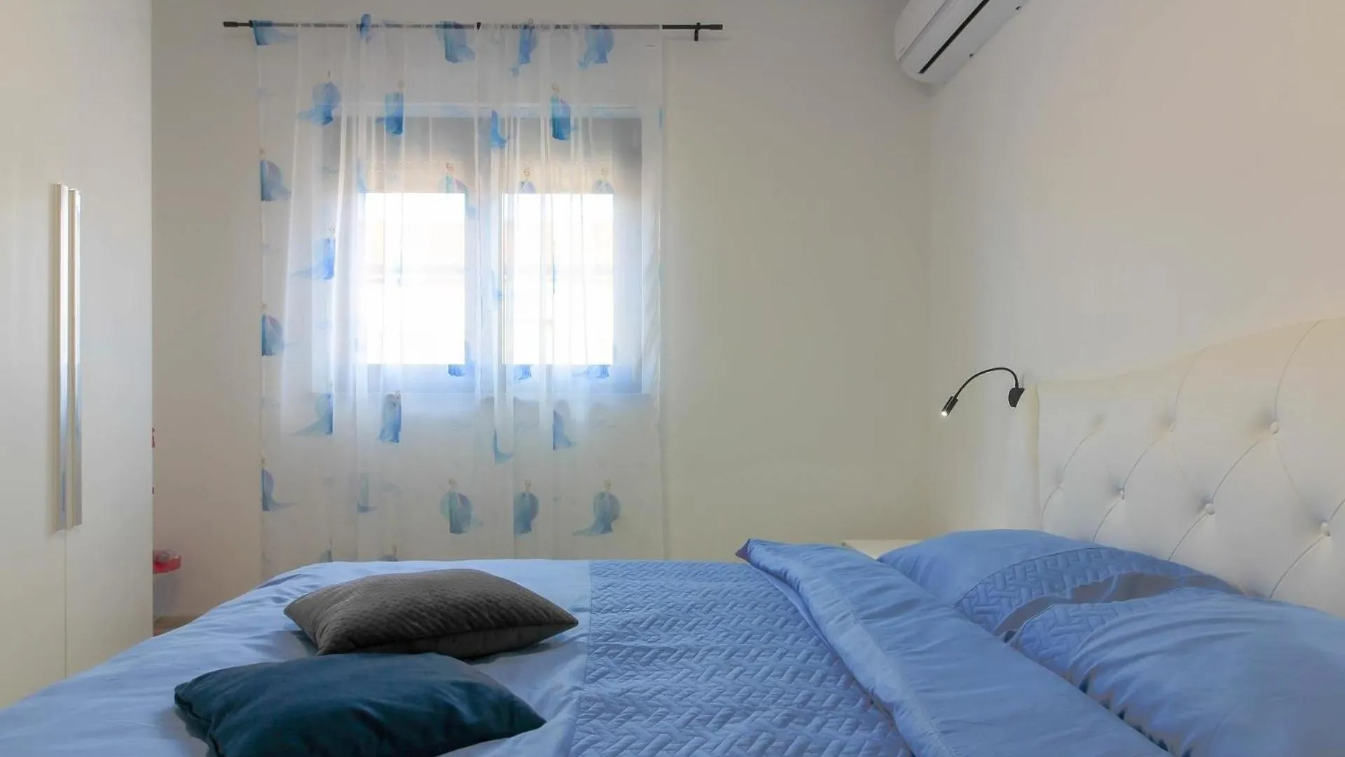 Ferienhaus Mit Privatpool Fuer 8 Personen Ca 170 Qm In Pula, Istrien Istrische Riviera Croatia