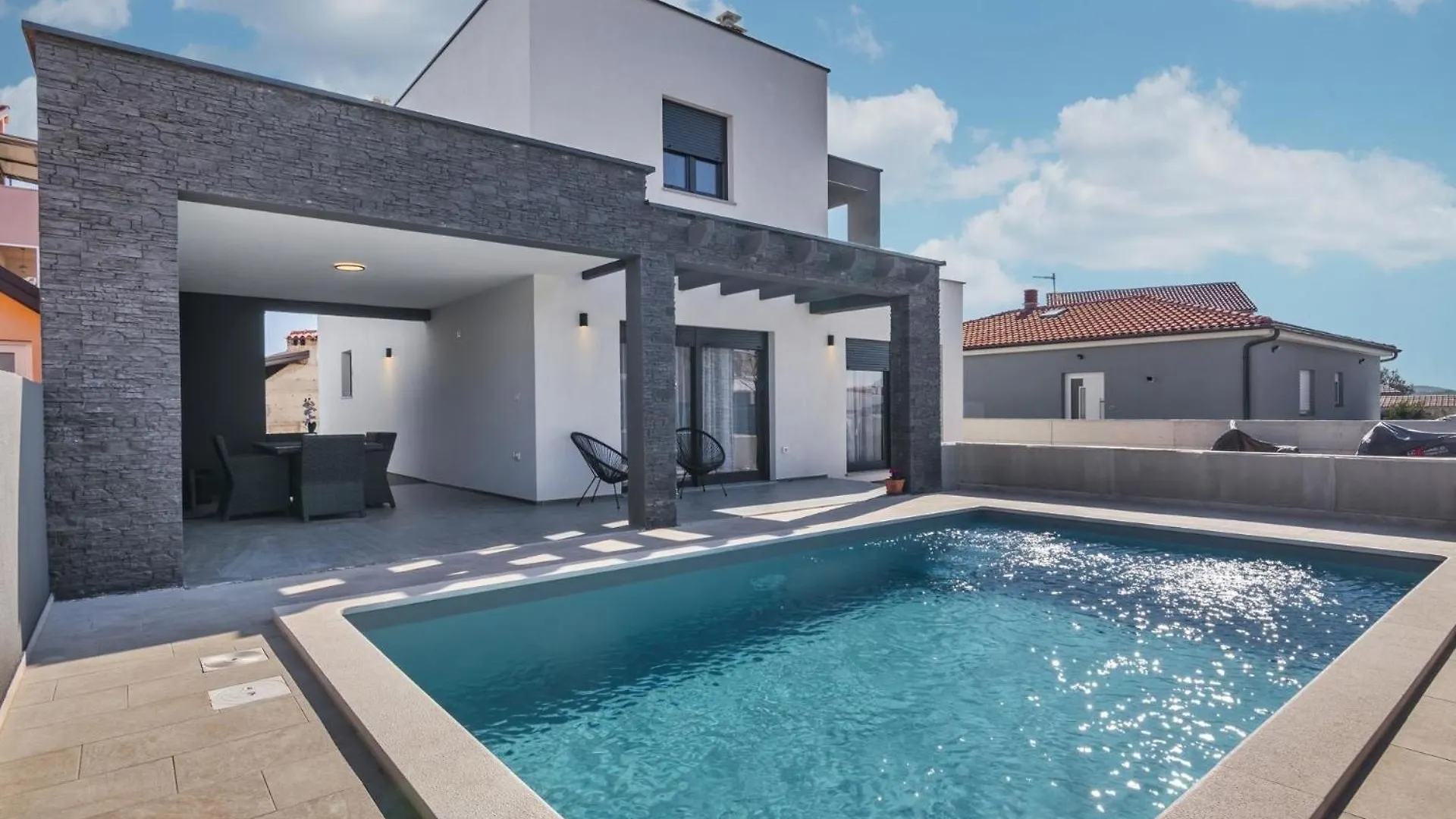 Ferienhaus Mit Privatpool Fuer 8 Personen Ca 170 Qm In Pula, Istrien Istrische Riviera